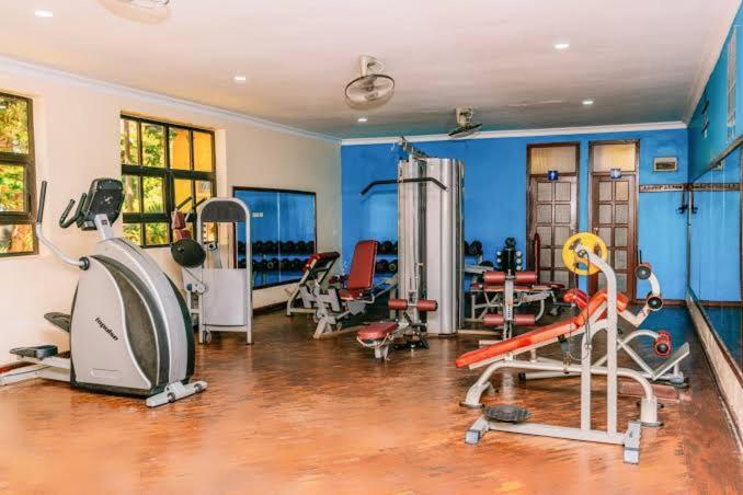 Nyumbani Hotel And Resorts 탕가 외부 사진